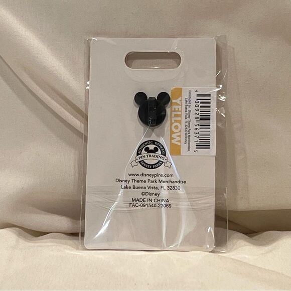 Disney Parks X Princess Aurora Crown Tiara Collectible Trading Pin NWT 👑 - Picture 4 of 4